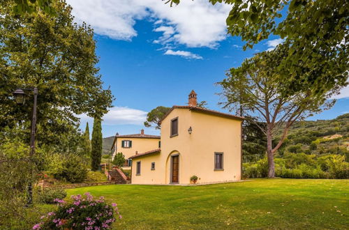 Photo 38 - Villa With Private Pool, Near Cortona, 3 Apartments