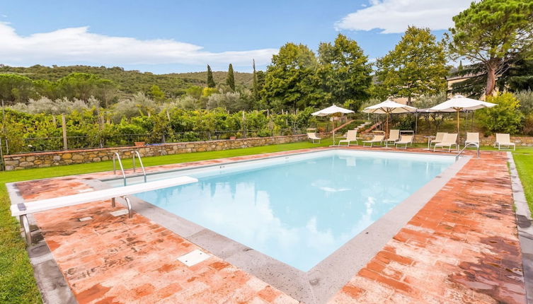 Photo 1 - Villa With Private Pool, Near Cortona, 3 Apartments