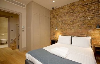 Photo 3 - Luxury Loft Oxford Street with AC