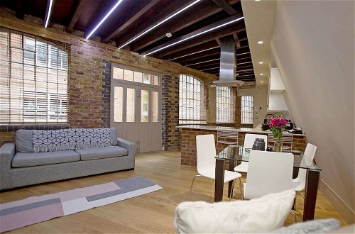 Foto 9 - Luxury Loft Oxford Street with AC