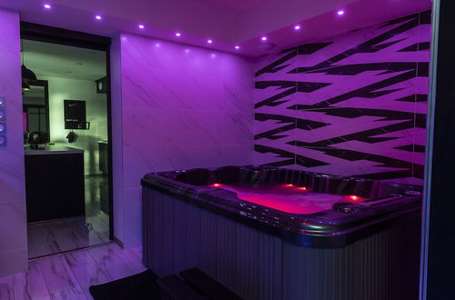 Photo 24 - Appart Hotel GLAM88 Suites SPA et SAUNA