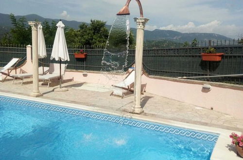 Photo 13 - Villa in Tagliacozzo With Pool