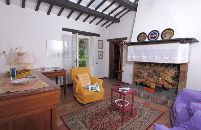 Eco-retreat With Pool - Photo 12