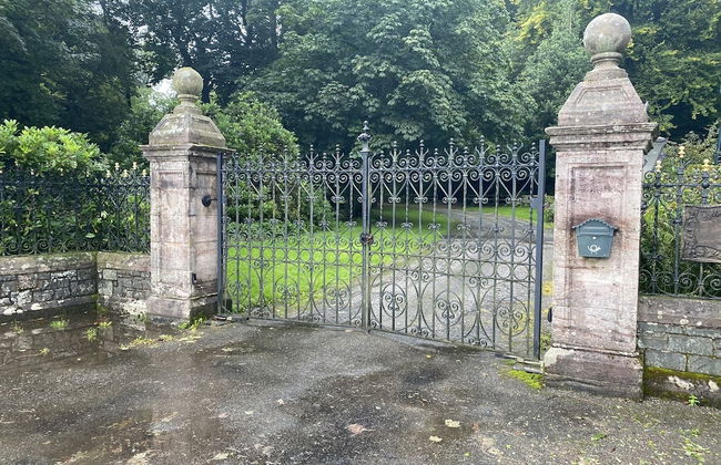 Country Cottage Sleeps 6 w/ Hot Tub & Dog-friendly - Foto 33