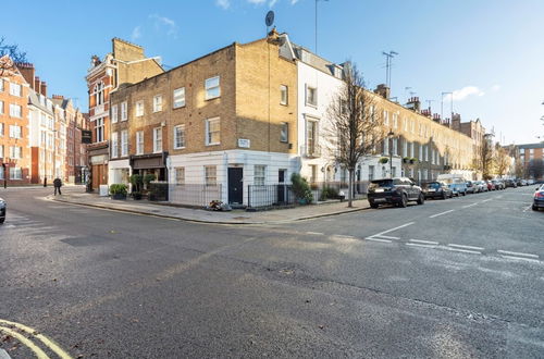 Photo 19 - Bright 1 Bedroom House near Edgware Road