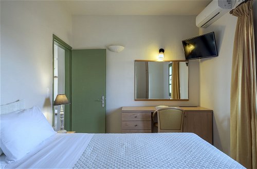 Photo 7 - Ambeli Apartments