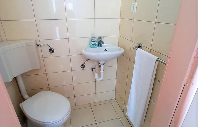 Sea-view Apartment - Sleeps 4, Parking & Balcony - Foto 19