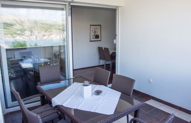 Sv. Jelena apartments - Photo 24