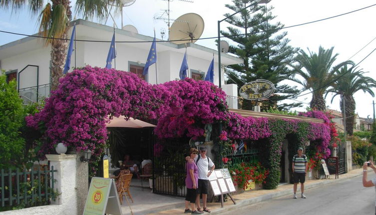 Foto 1 - Harry's Bar & Apartments