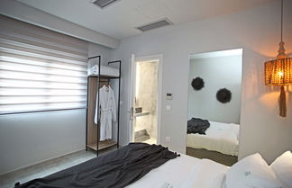 Photo 2 - Minthi Boutique Apartments