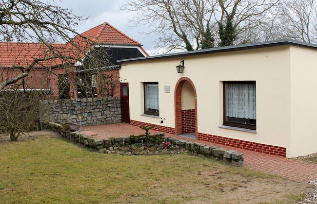 Bungalow in Alt Bukow Near the Beach - Foto 1