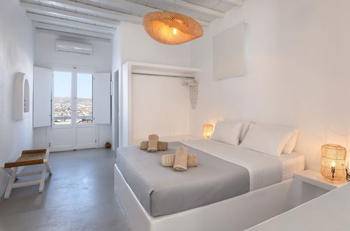 Photo 18 - Mykonos Supreme Comfort Suites & Villas