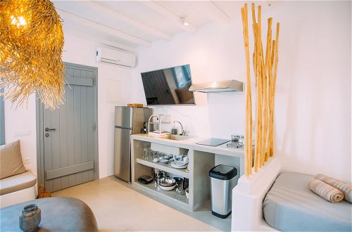 Foto 58 - Mykonos Supreme Comfort Suites & Villas