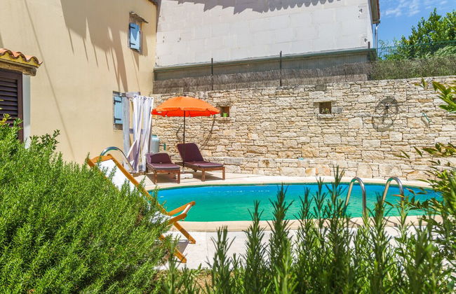 Especially charm stone house with a pool - Foto 30