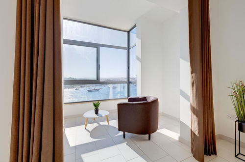 Photo 2 - Marvellous Apartment With Valletta and Harbour Views