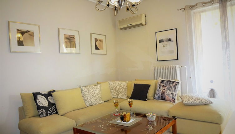 Photo 1 - Urban Cosy Flat Near Tram, Metro & Acropolis