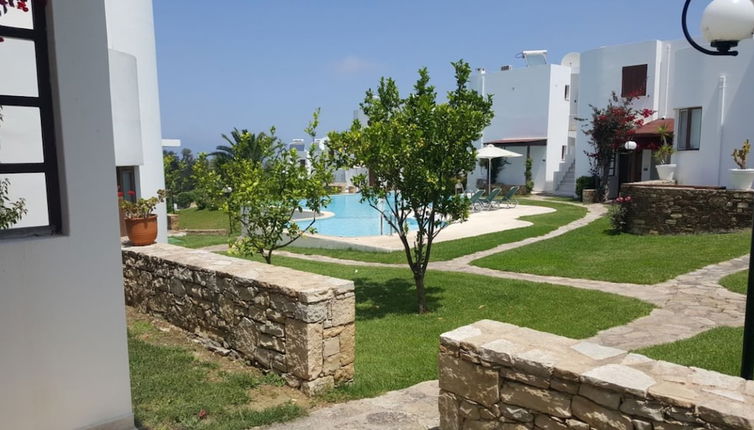 Foto 1 - Splendid Holiday Home With Swimming Pool