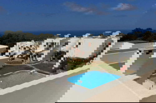Foto 1 - Splendid Holiday Home With Swimming Pool