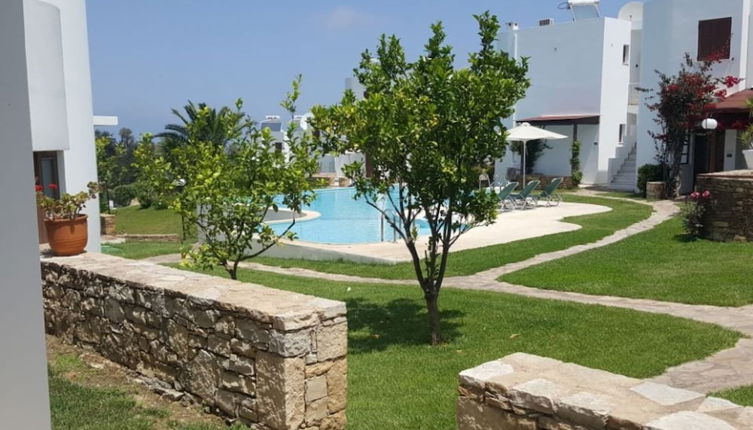 Photo 1 - Splendid Holiday Home With Swimming Pool