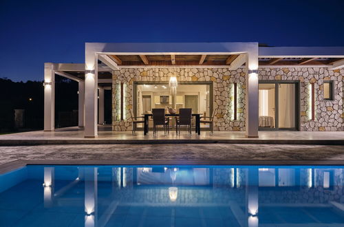 Photo 20 - Gerakas Luxury Villas