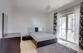 Photo 2 - Fabulous Apartment With Pool, Upmarket Area