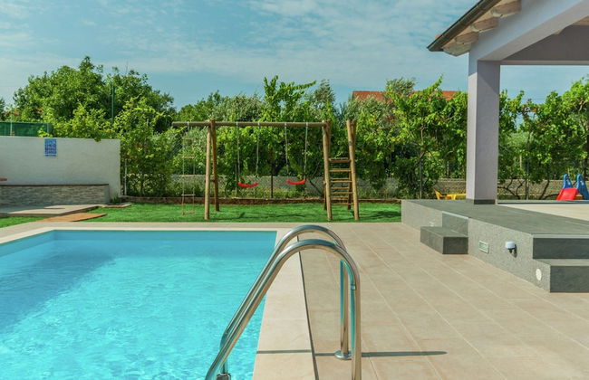 Comfortable Villa in Pula With Private Swimming Pool, Near the Beach - Photo 25