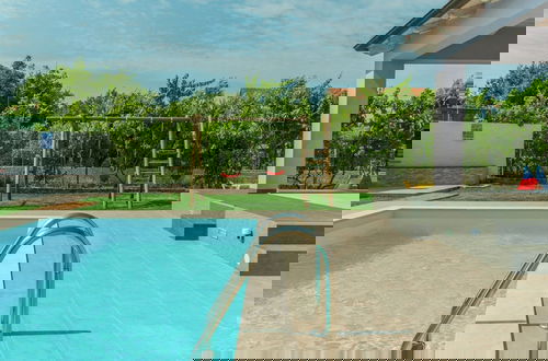 Photo 25 - Comfortable Villa in Pula With Private Swimming Pool, Near the Beach