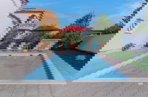 Photo 26 - Comfortable Villa in Pula With Private Swimming Pool, Near the Beach