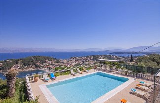 Foto 1 - Villa Agathi with amazing view and pool