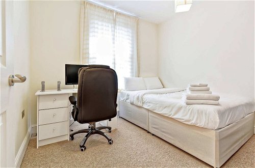 Foto 7 - Stylish and Bright 3 Bedroom Duplex in North London