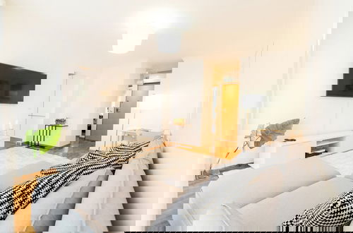 Foto 11 - Chiad1 · Duque 53 Amazing Terrace · Netflix · AC