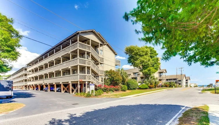 Photo 1 - Spacious Modern Condo - 1st Floor - One Block to the Beach