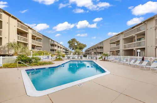 Photo 17 - Spacious Modern Condo - 1st Floor - One Block to the Beach