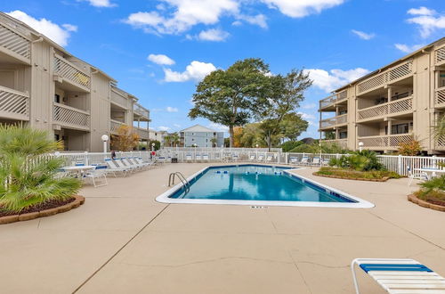 Photo 16 - Spacious Modern Condo - 1st Floor - One Block to the Beach