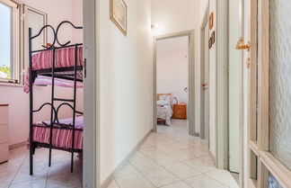 Photo 2 - Comfortable Holiday Home in Noto Near Sea