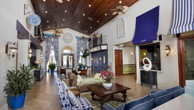 Lobby-Lounge