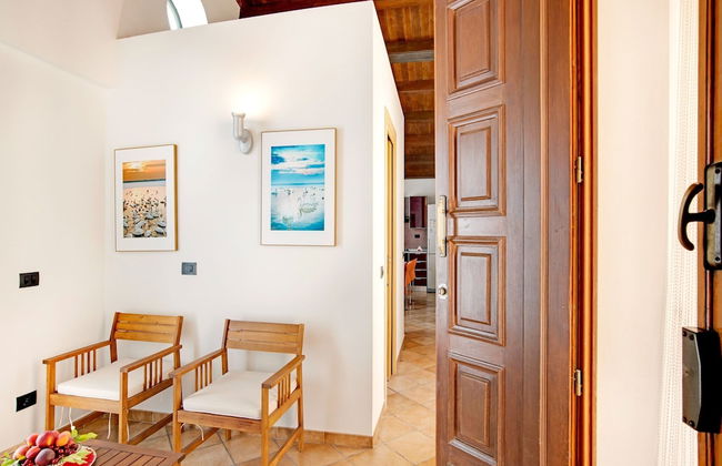 Beachside Getaway w/ Garden - Foto 15