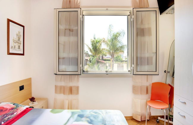 Beachside Getaway w/ Garden - Foto 5