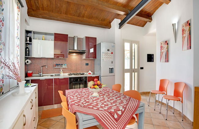 Beachside Getaway w/ Garden - Foto 14