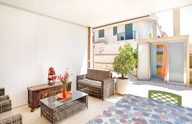 Beachside Getaway w/ Garden - Foto 17