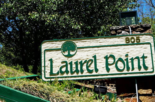 Foto 30 - Laurel Point Resort