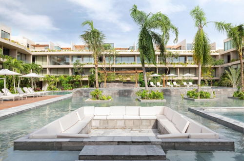 Photo 14 - Best Modern Luxury 2BR Private Garden Plunge Pool GYM Amazing Amenities Wifi