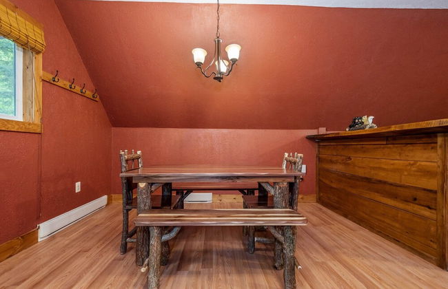 Cottage at Slope's Edge - Photo 15