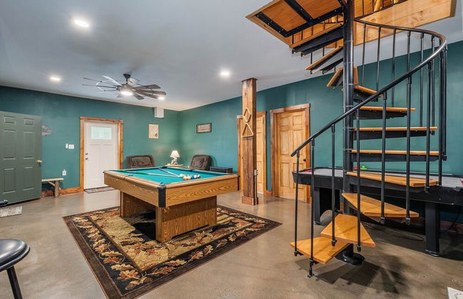 Cottage at Slope's Edge - Photo 18