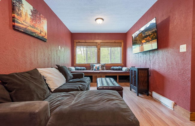 Cottage at Slope's Edge - Photo 16