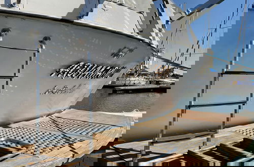 Foto 25 - Luxury Yacht in La Rochelle With a Terrace