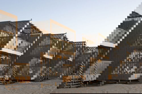 Photo 26 - Beach House in a Dream Location on the Beach