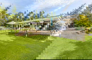 Foto 1 - Comfy Coastal Cottage by Avantstay Mountain View