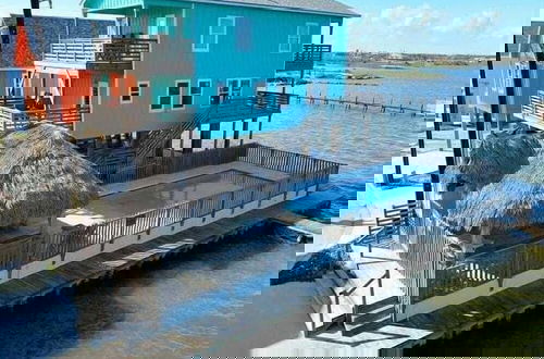 Photo 18 - Waterfront Escape w/ Views Shared Pool & Boat Dock Orange Crush by Avantstay