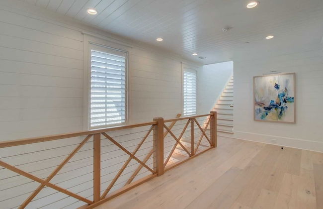 710 Ocean Boulevard Avantstay Oceanfront, Private Pool + Rooftop Deck - Photo 32